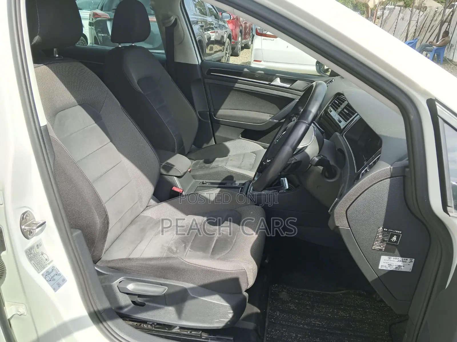 Volkswagen Golf 2019 White