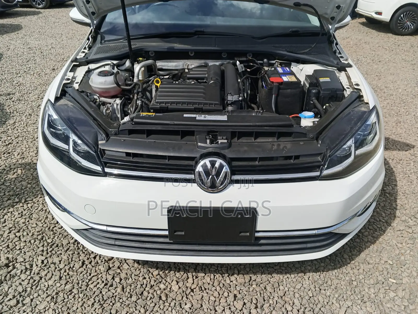 Volkswagen Golf 2019 White