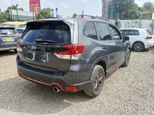 Subaru Forester 2019 Gray