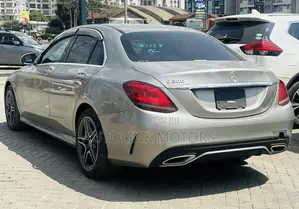 Mercedes-Benz C200 2019 Gray