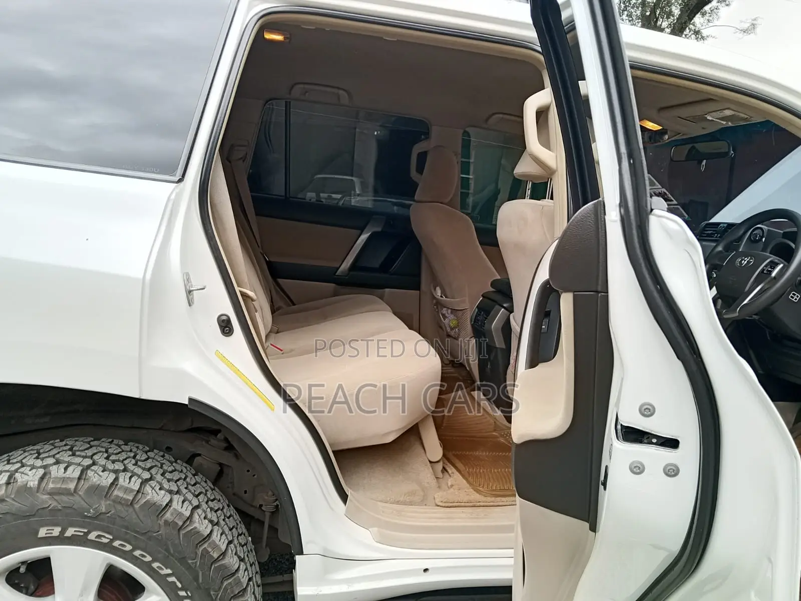 Toyota Land Cruiser Prado 2013 White