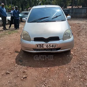 Toyota Vitz 2003 Silver