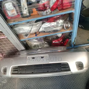 Raum 2008 Front Bumper
