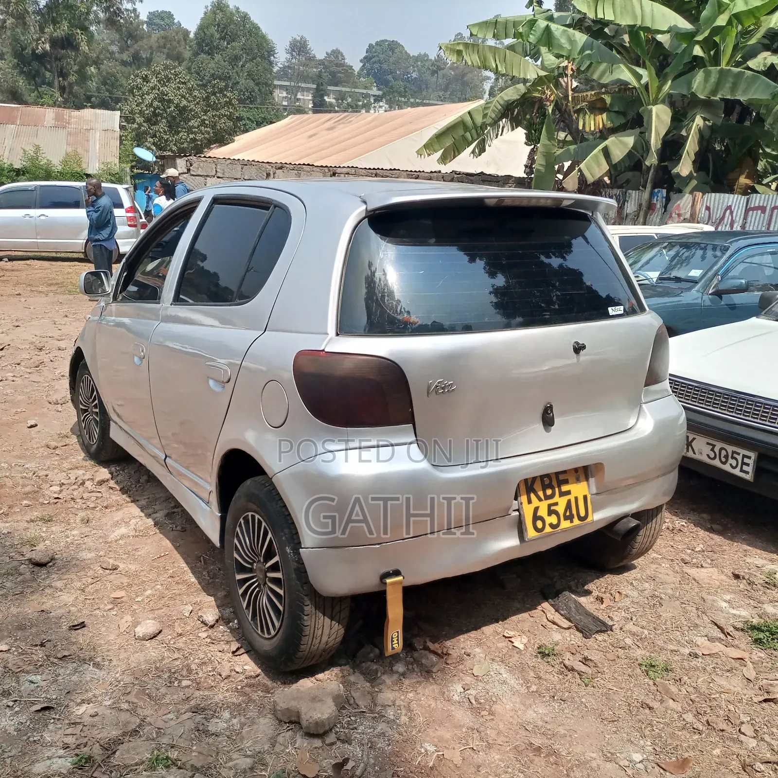 Toyota Vitz 2003 Silver