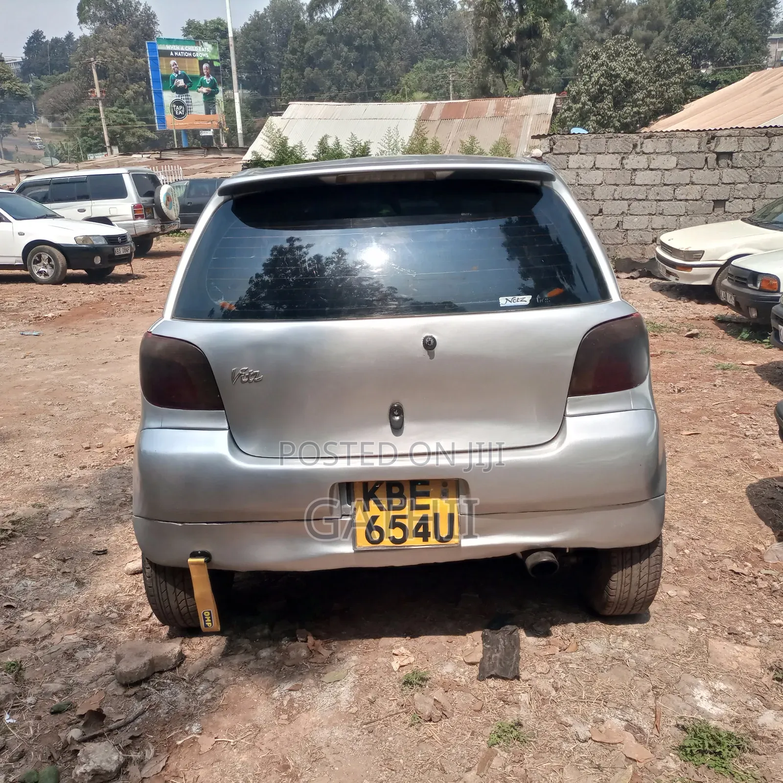 Toyota Vitz 2003 Silver