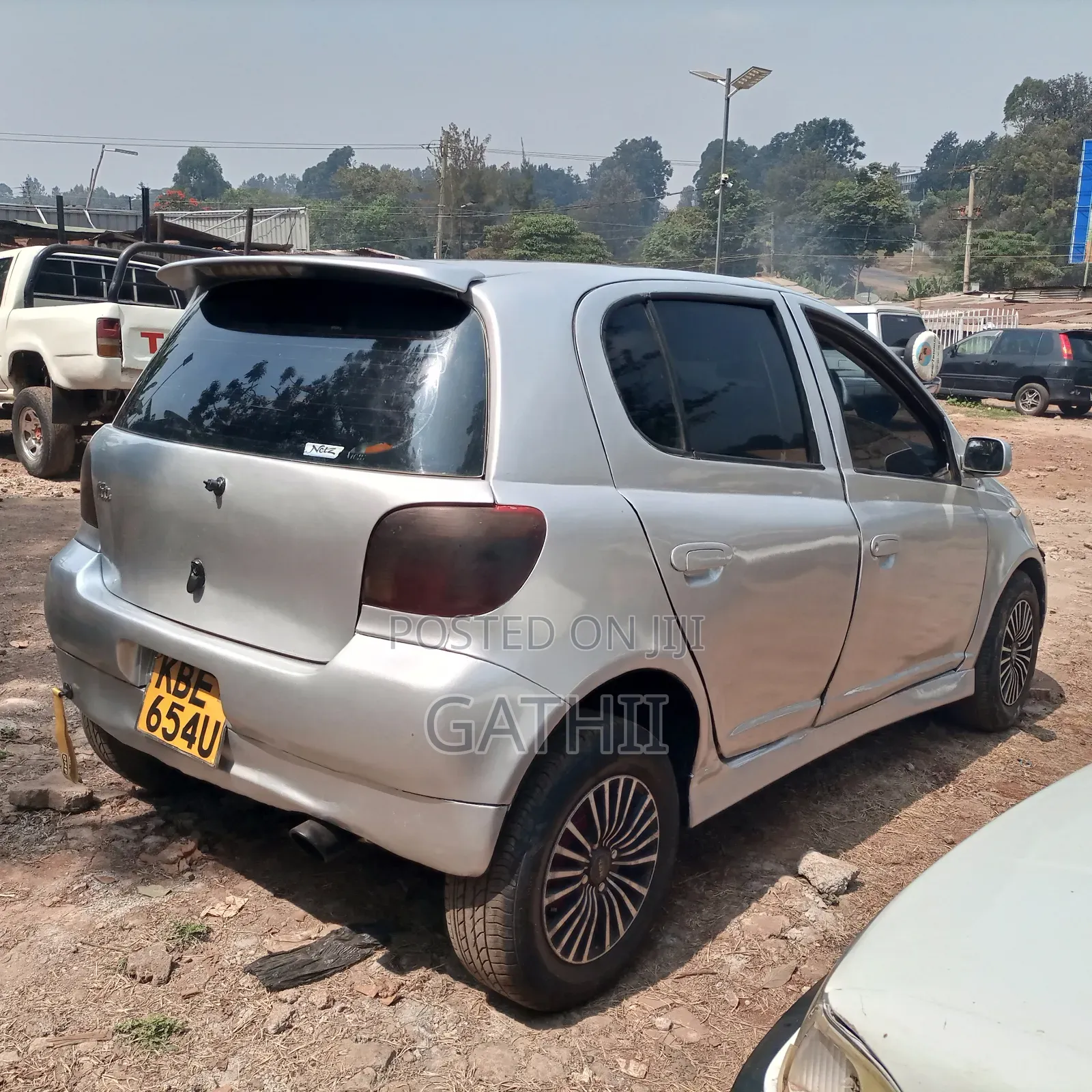 Toyota Vitz 2003 Silver