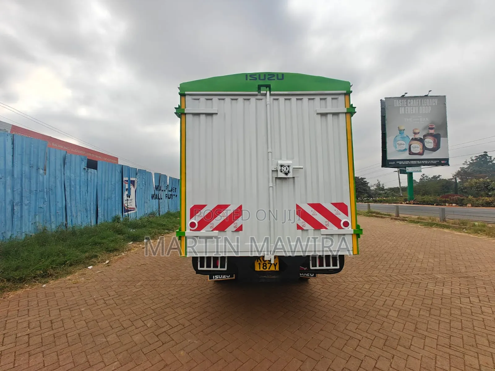 Covered Isuzu NKR