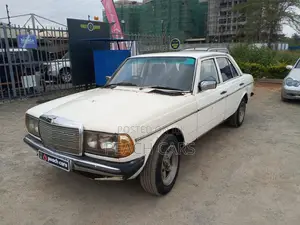 Mercedes-Benz C200 1980 White