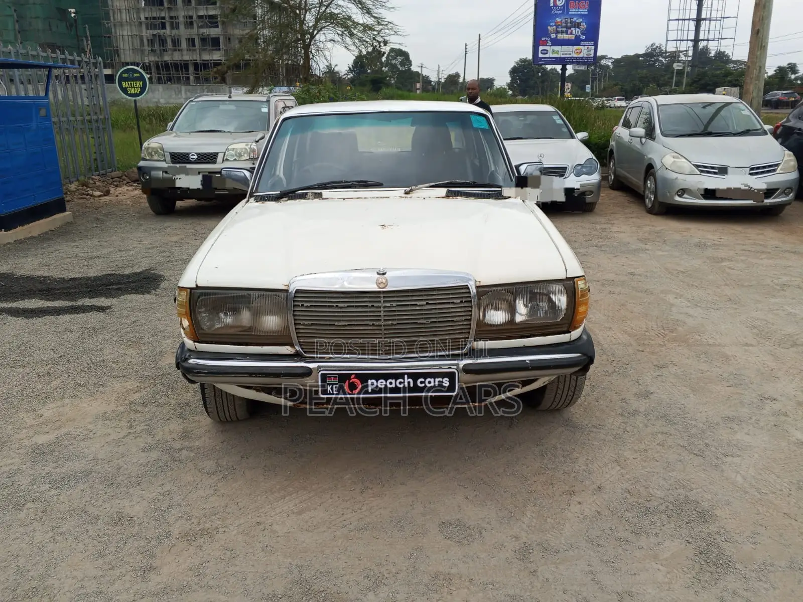 Mercedes-Benz C200 1980 White