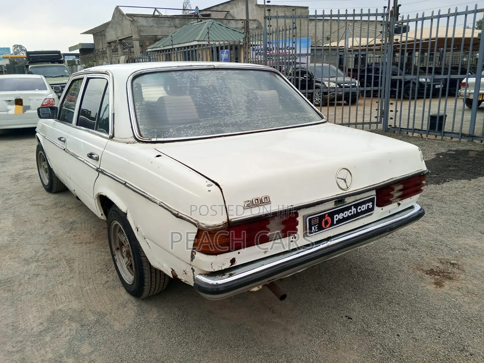 Mercedes-Benz C200 1980 White