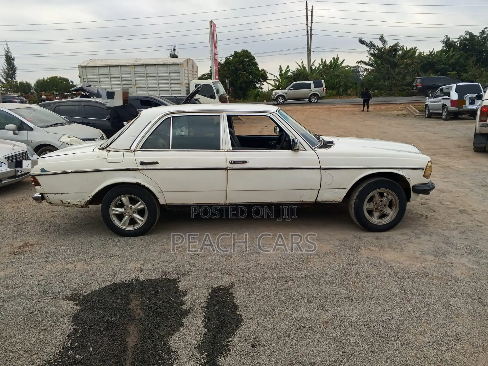 Mercedes-Benz C200 1980 White