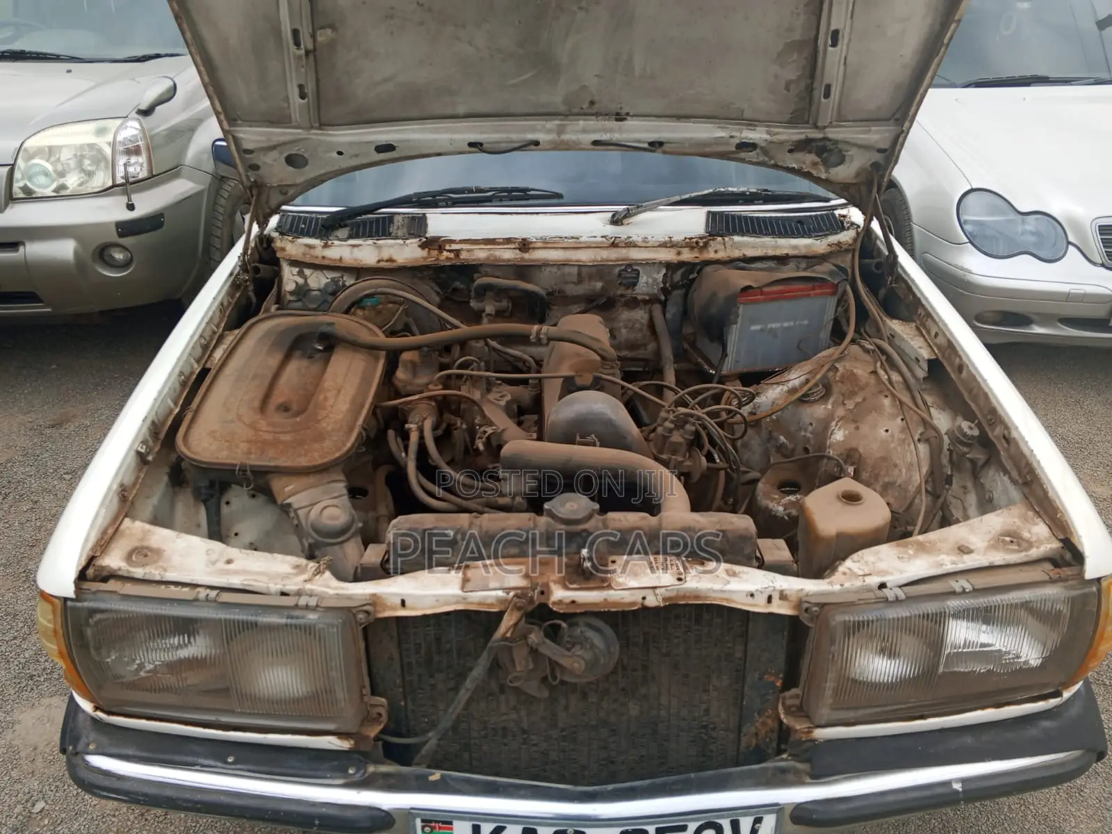 Mercedes-Benz C200 1980 White