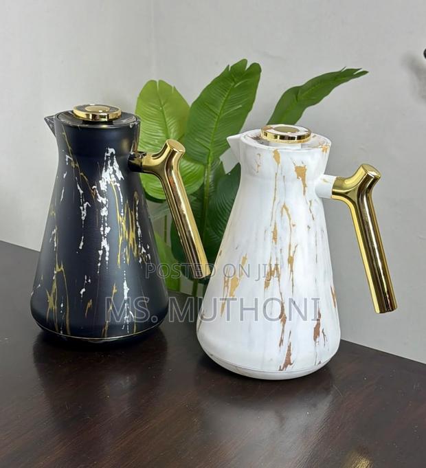 1L Premium Marble Gold Vacuum Flasks.