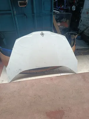 Honda Fit Shuttle 2012 Bonnet