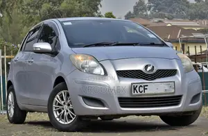 Toyota Vitz 2008 Gray