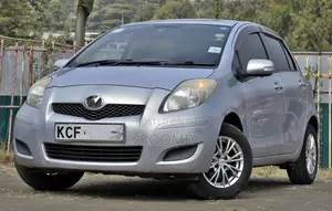 Toyota Vitz 2008 Gray