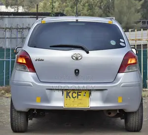 Toyota Vitz 2008 Gray