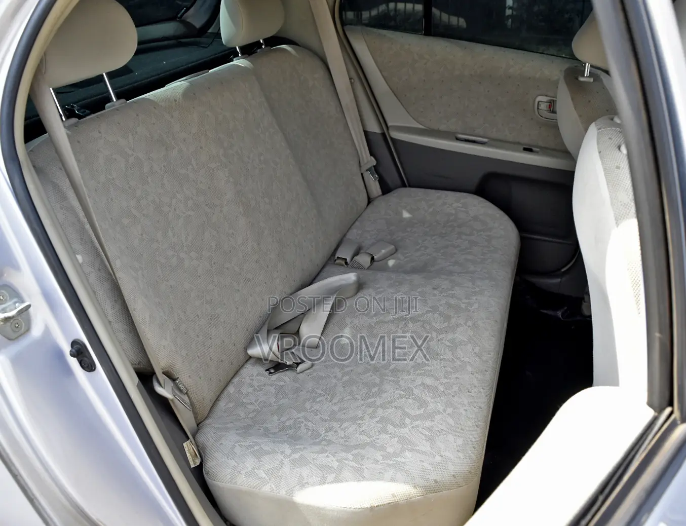 Toyota Vitz 2008 Gray