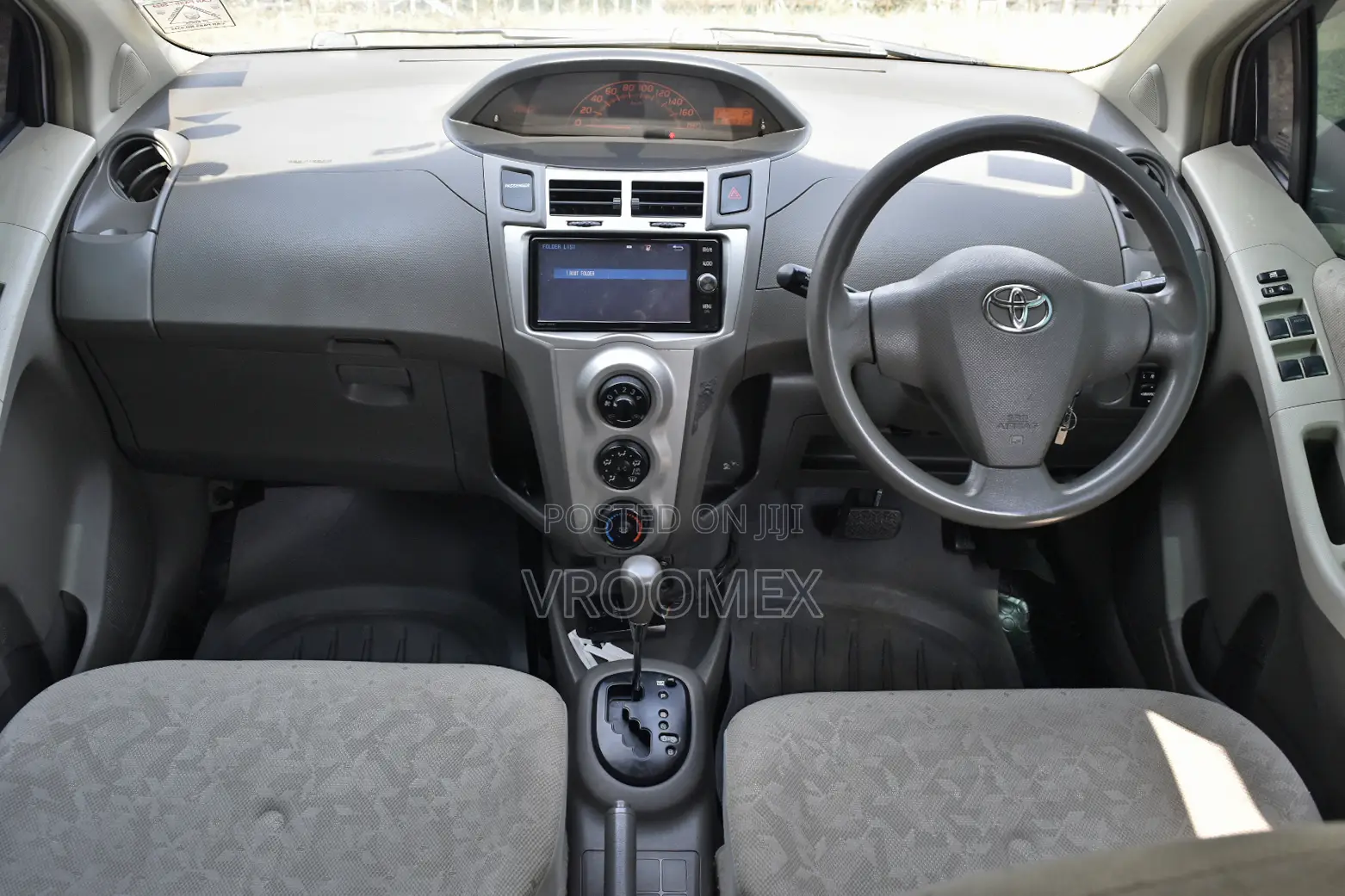 Toyota Vitz 2008 Gray