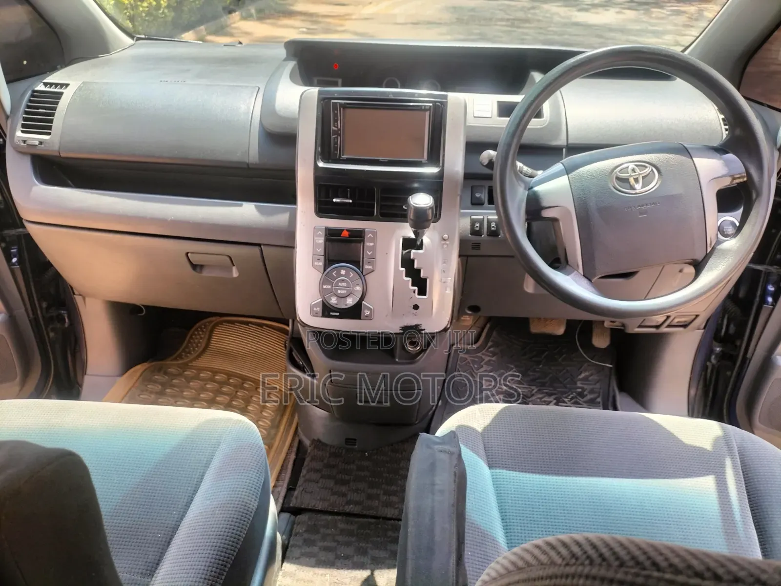 Toyota Noah 2008 Blue