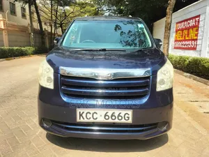 Toyota Noah 2008 Blue