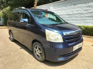 Toyota Noah 2008 Blue