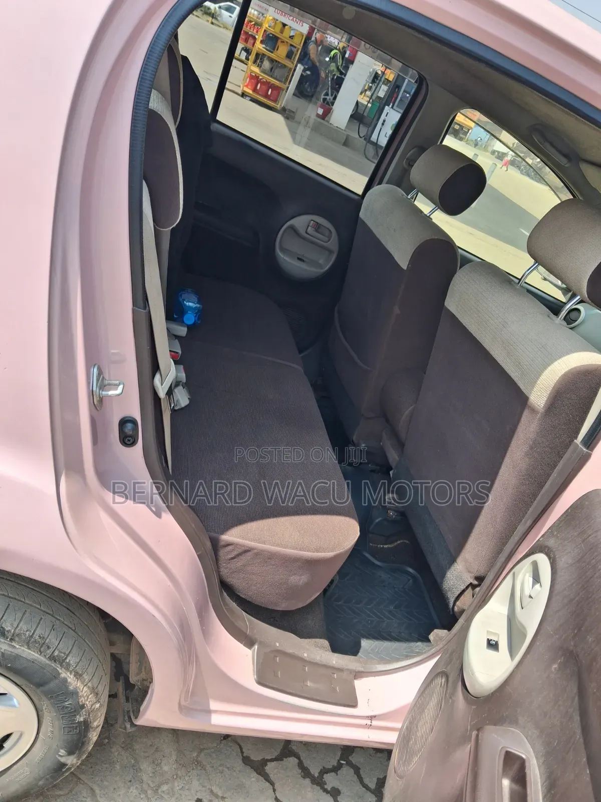 Toyota Passo 2014 Pink
