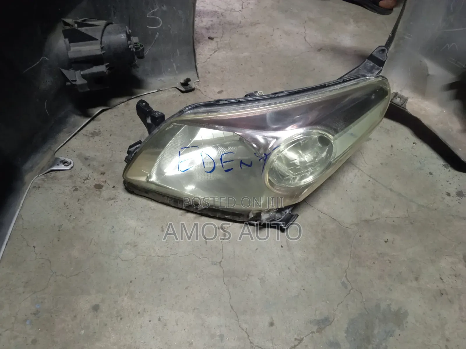 Ist 2012 Headlight Xenon