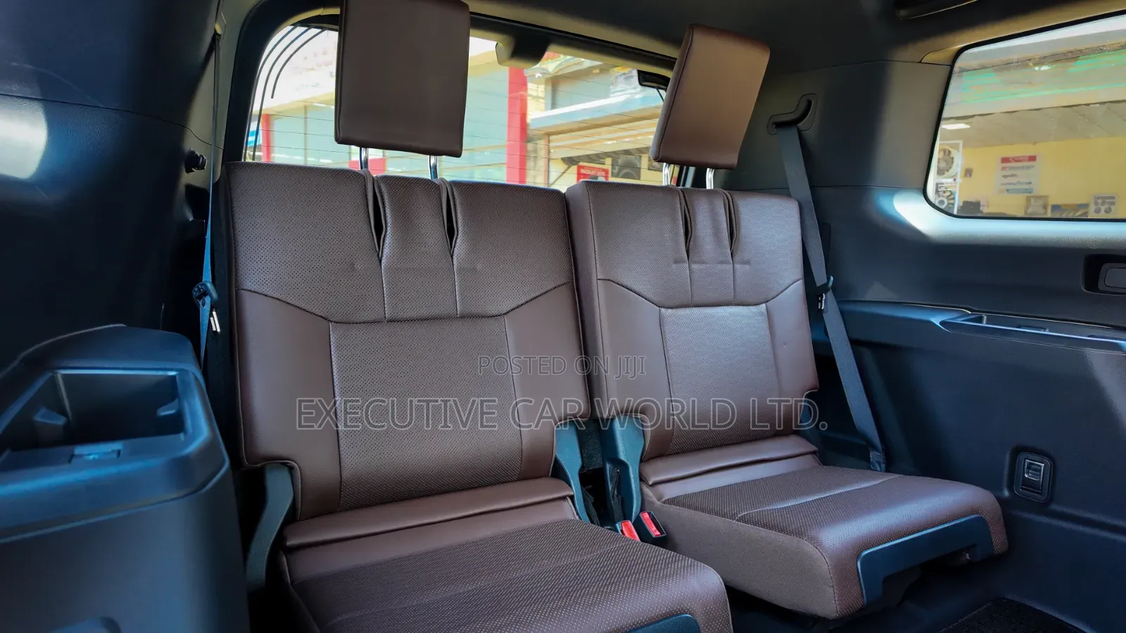 New Toyota Land Cruiser Prado 2.8 2023 Beige