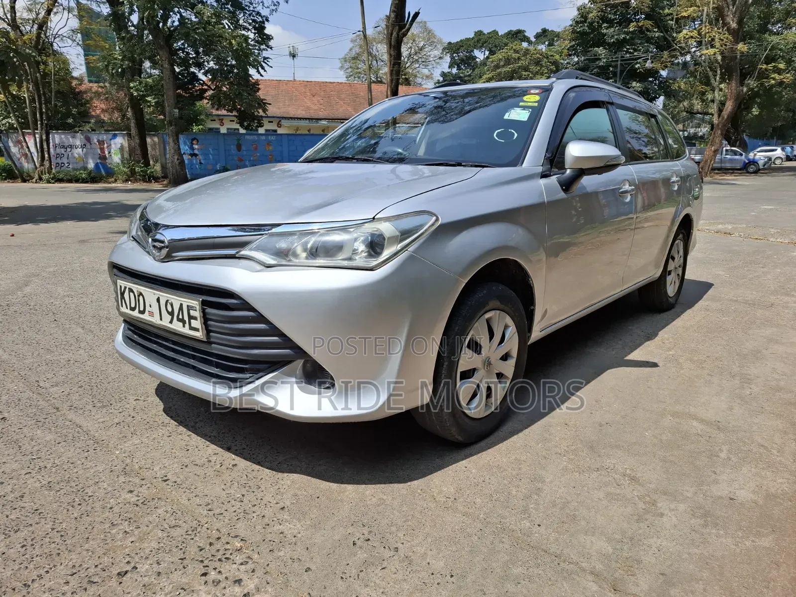 Toyota Corolla Fielder 2015 Silver