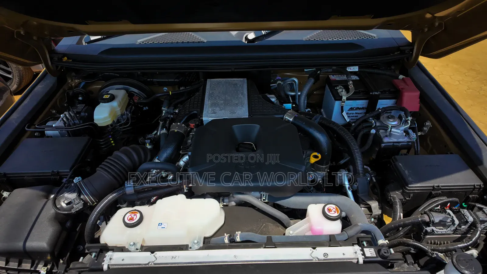 New Toyota Land Cruiser Prado 2.8 2023 Beige