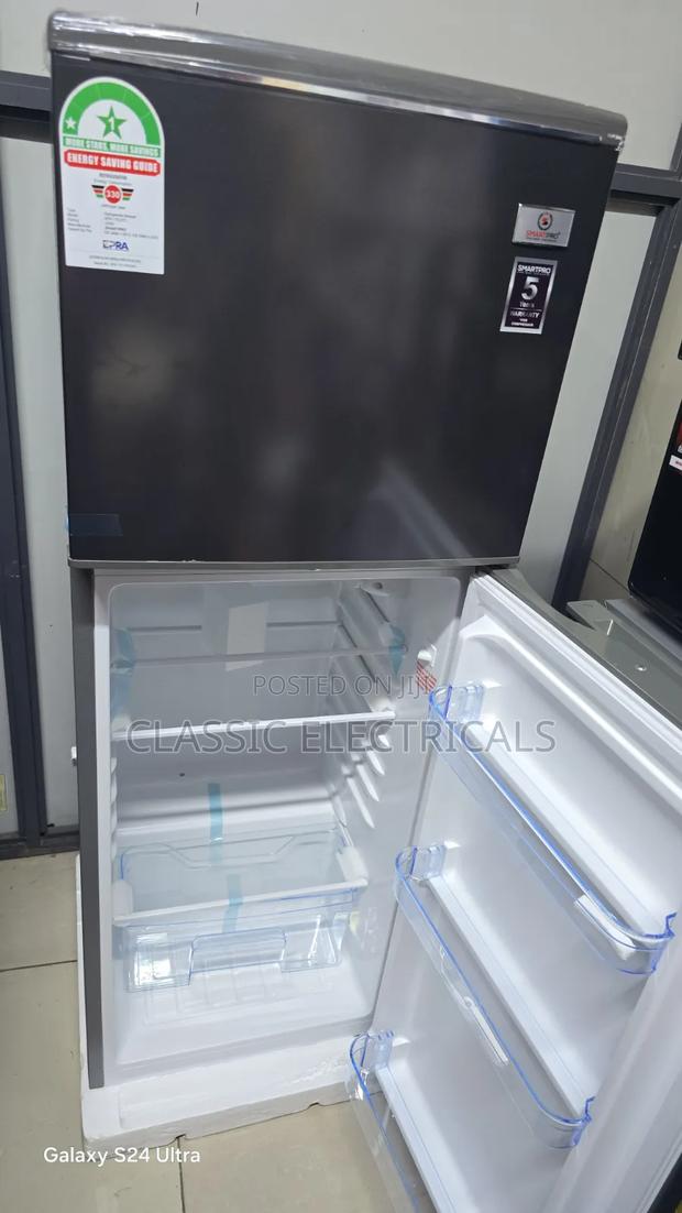 138litres Double Door Fridge at Ksh24,500. - thumbnail 2