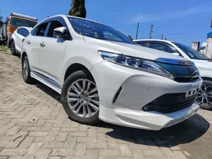 Toyota Harrier 2019 White