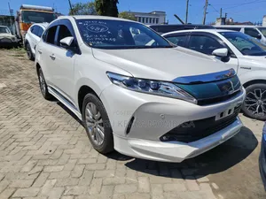 Toyota Harrier 2019 White