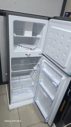 Smartpro 138litres Double Door Fridge With 5years Warranty at Ksh24,499