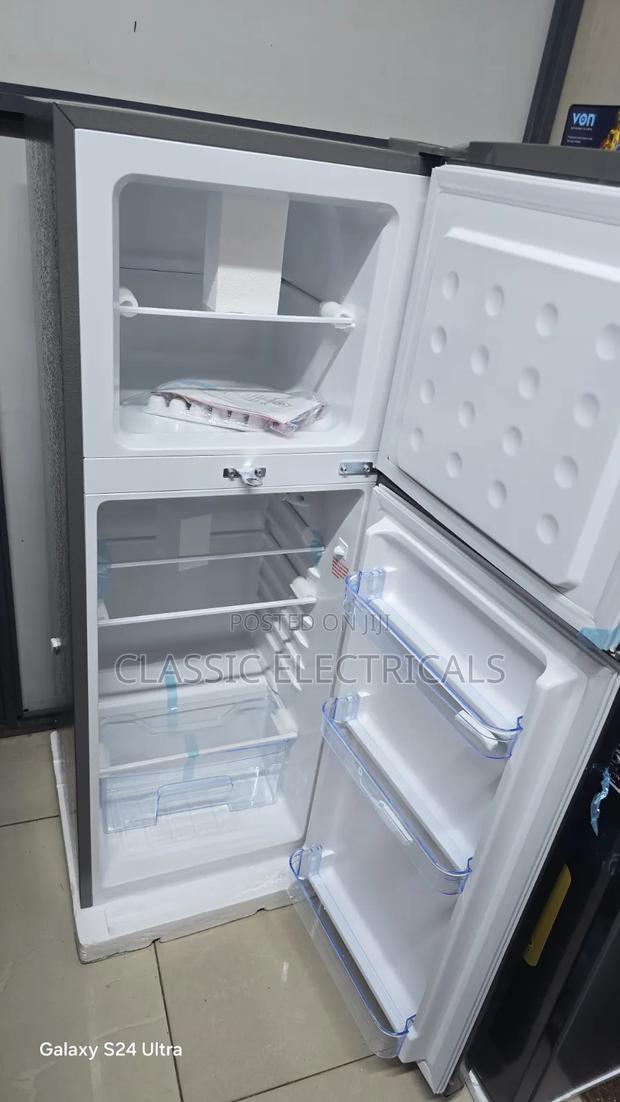 Smartpro 138litres Double Door Fridge With 5years Warranty at Ksh24,499