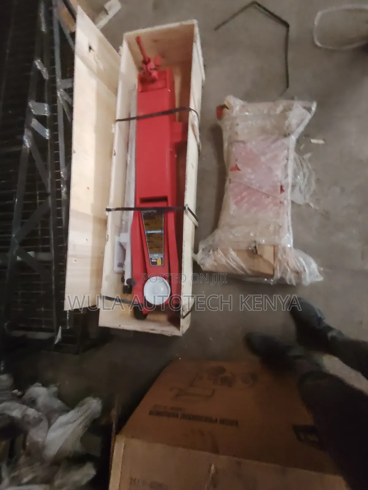 Fast Lifting With Precise Lowering Control Truck Trolley Jack Machine
