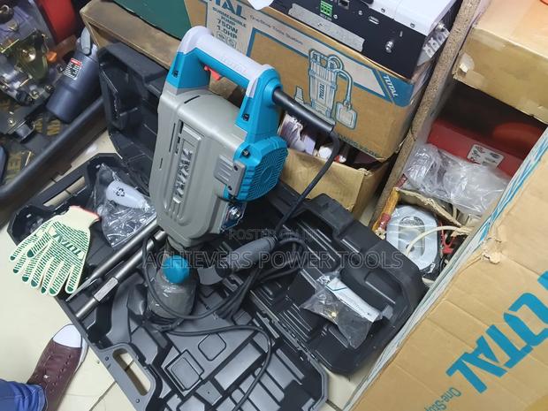 Powerful Total Demolition Hammer 1700w - main view