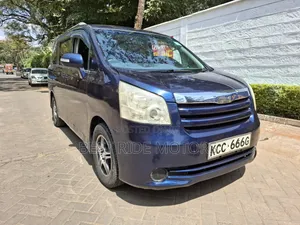Toyota Noah 2008 Blue