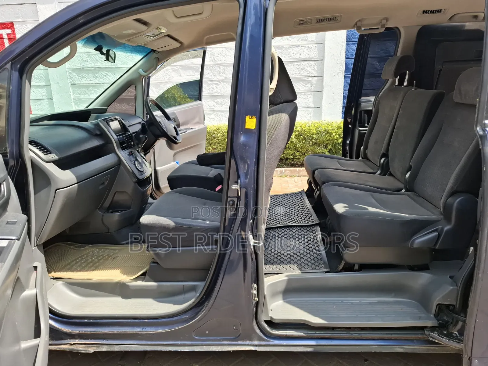 Toyota Noah 2008 Blue