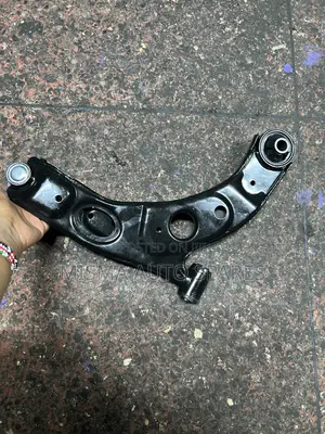 Control Arm Toyota Passo