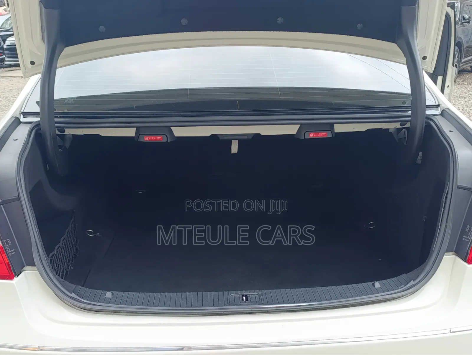 Mercedes-Benz E350 2009 White