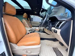 Ford Everest 2016 White