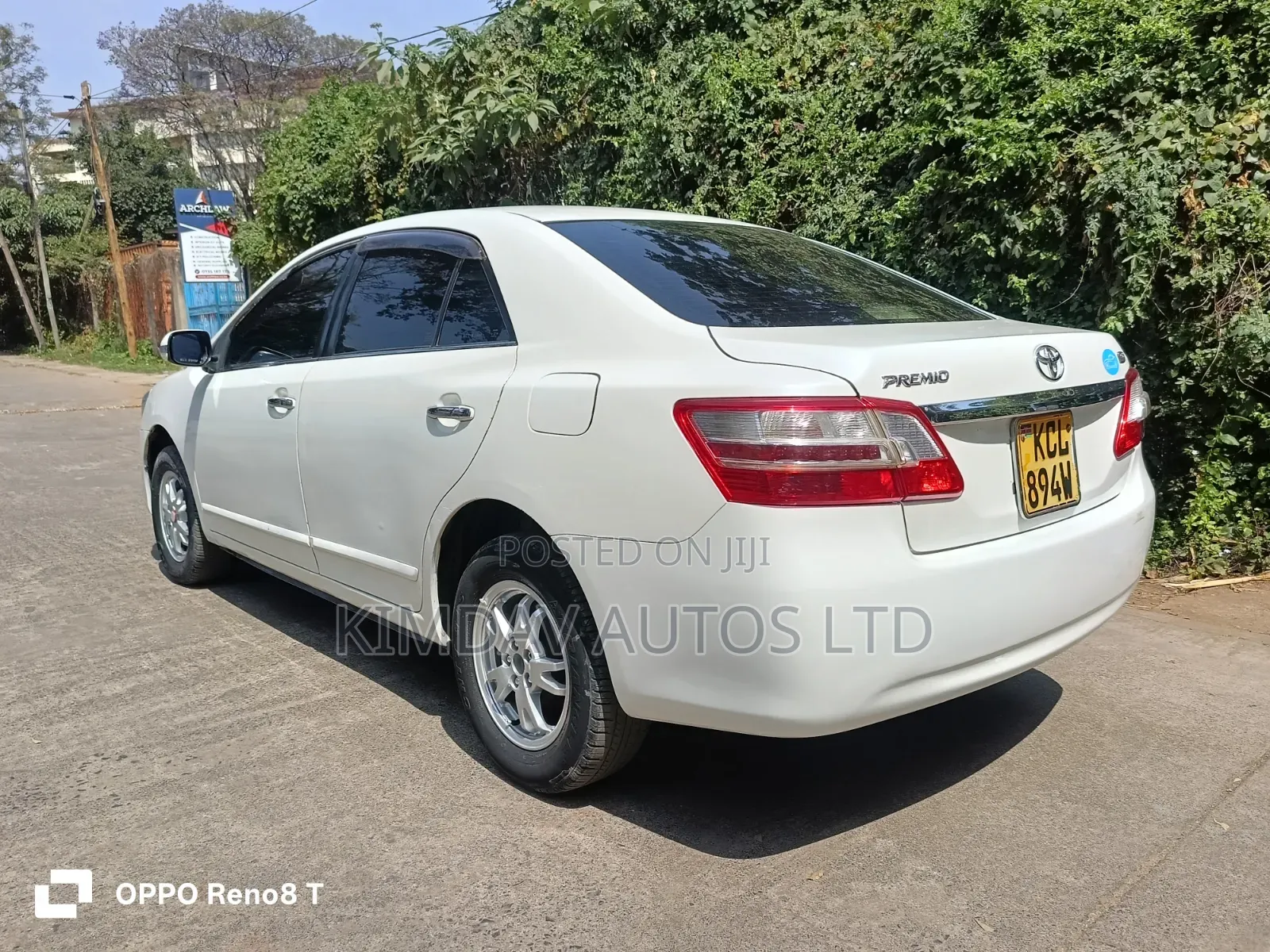 Toyota Premio 2010 White