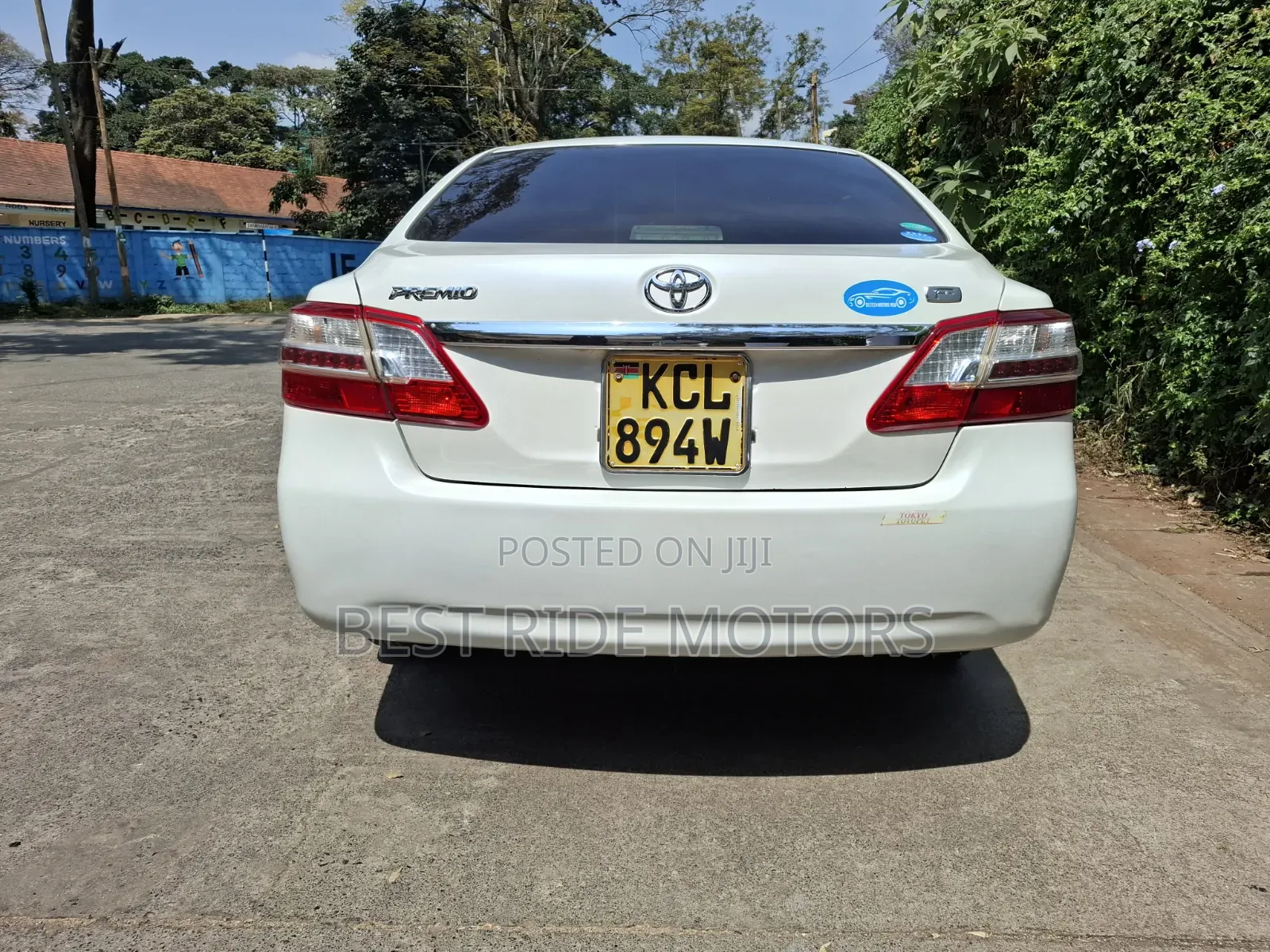 Toyota Premio 2010 White