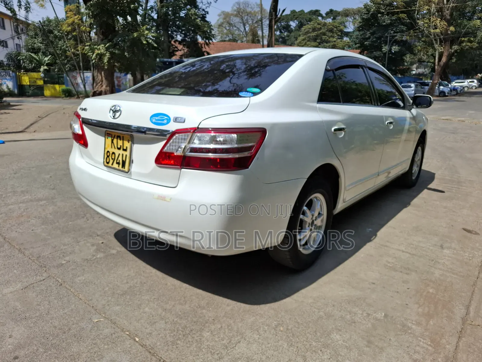Toyota Premio 2010 White