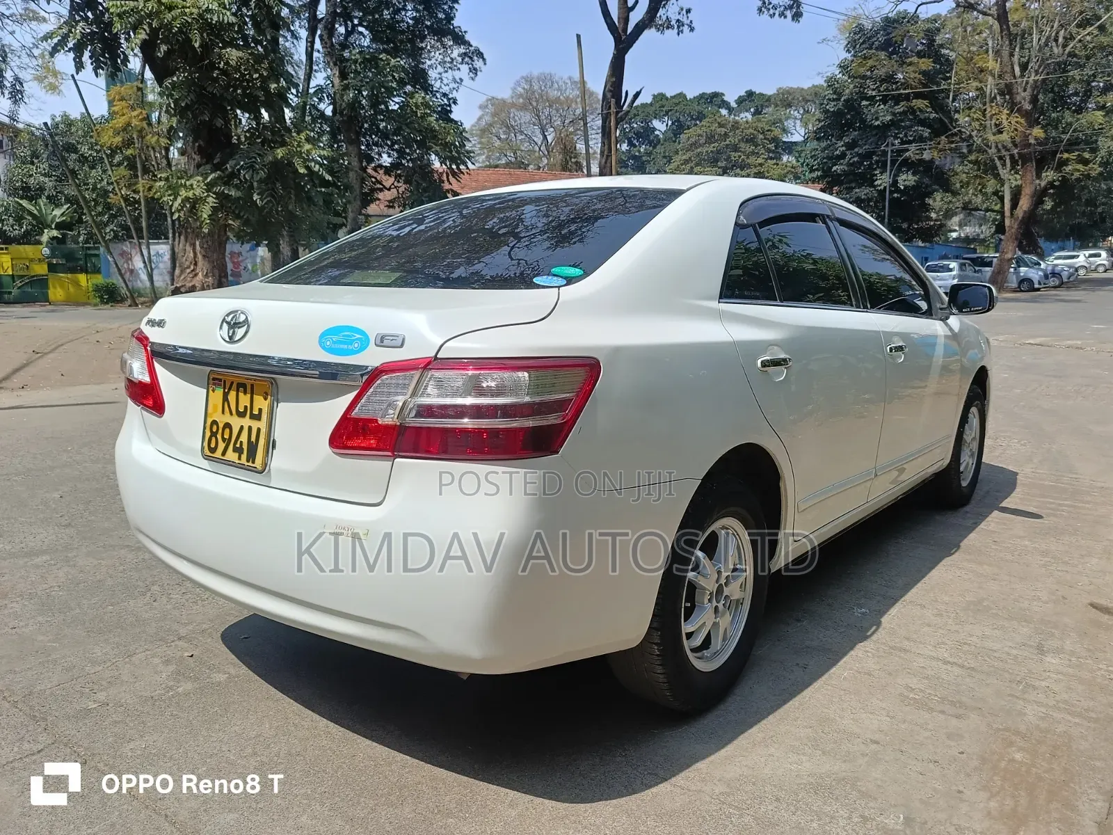 Toyota Premio 2010 White