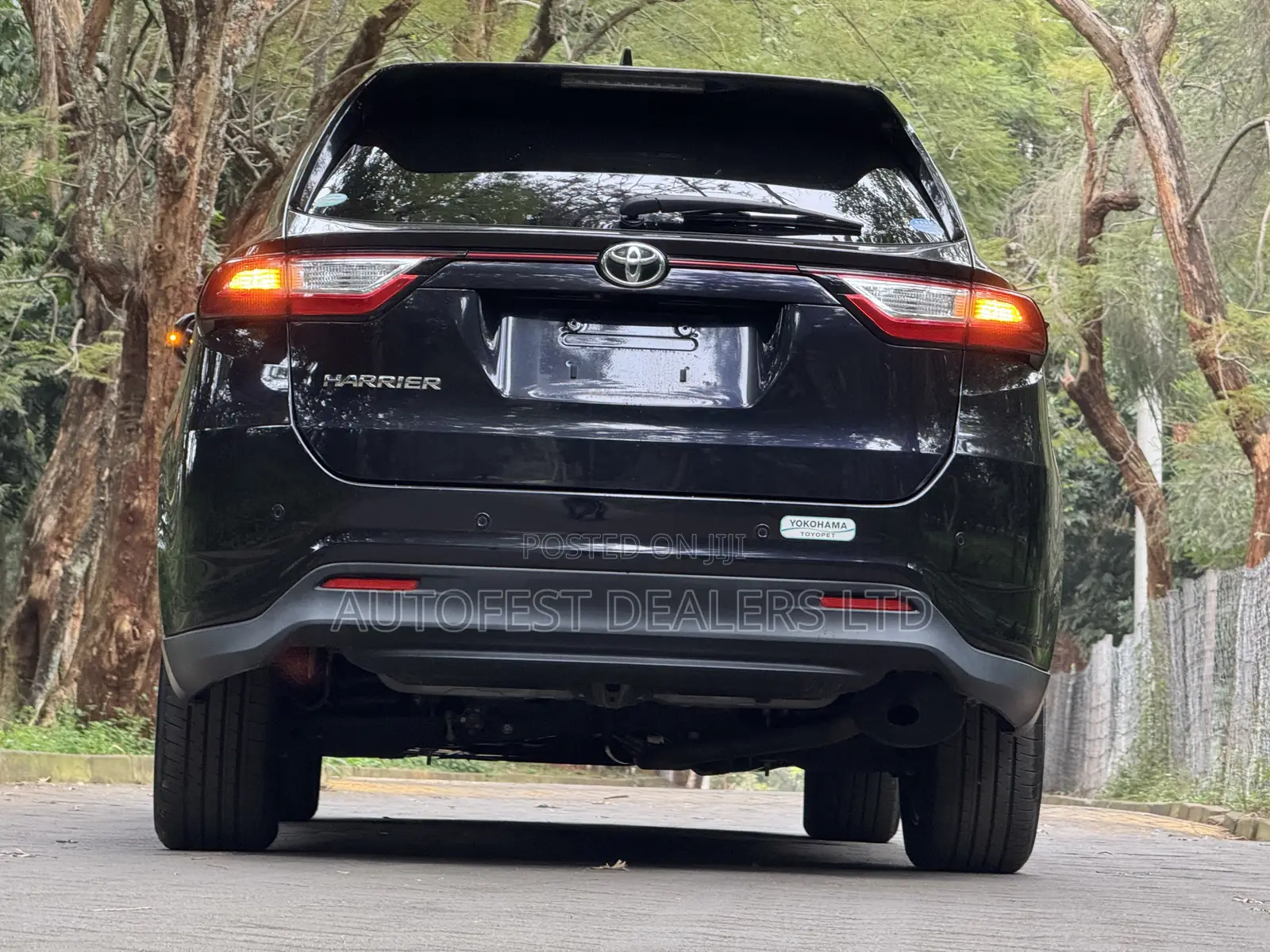 Toyota Harrier 2.0 2019 Purple