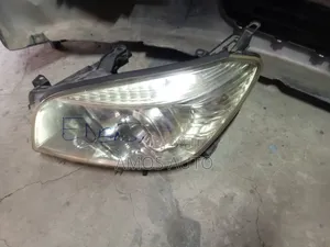 Rav 4 AC 31 Headlight Non Xenon