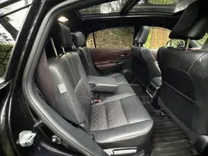 Toyota Harrier 2.0 2019 Purple